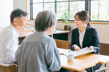 内装リフォームの耐用年数とは?プロが教える判断基準 |祐心